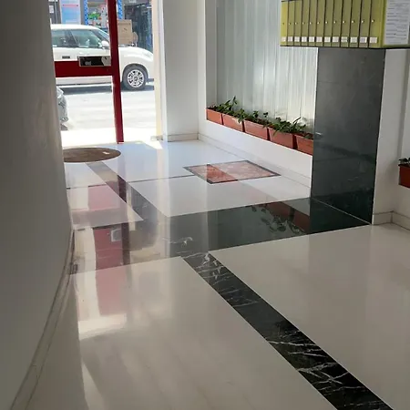 Modern Trilo Apartment *