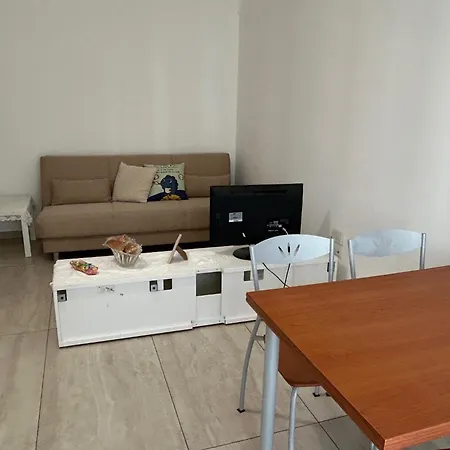 Apartment Modern Trilo